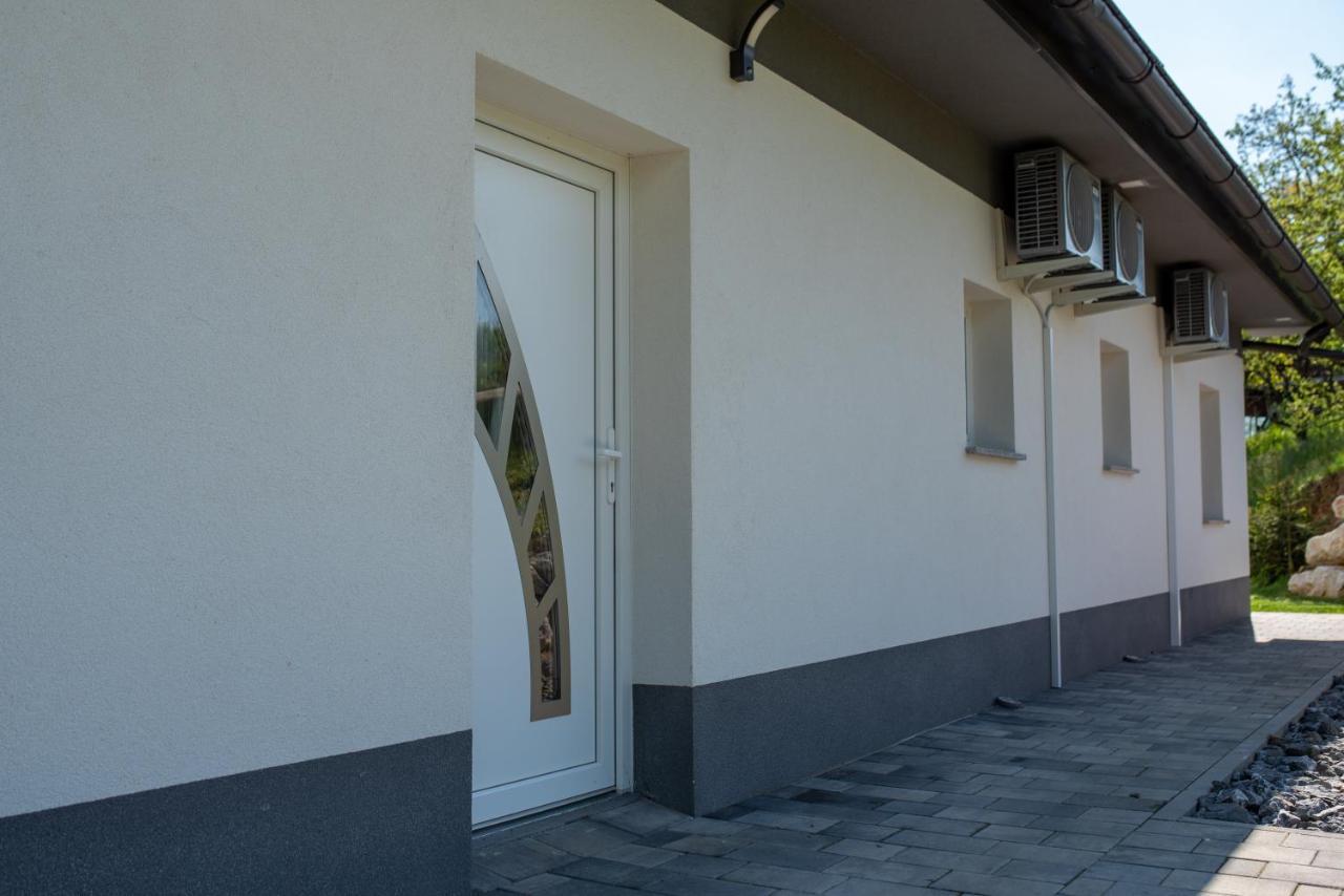 Apartmaji Gracner Dramlje Exterior photo