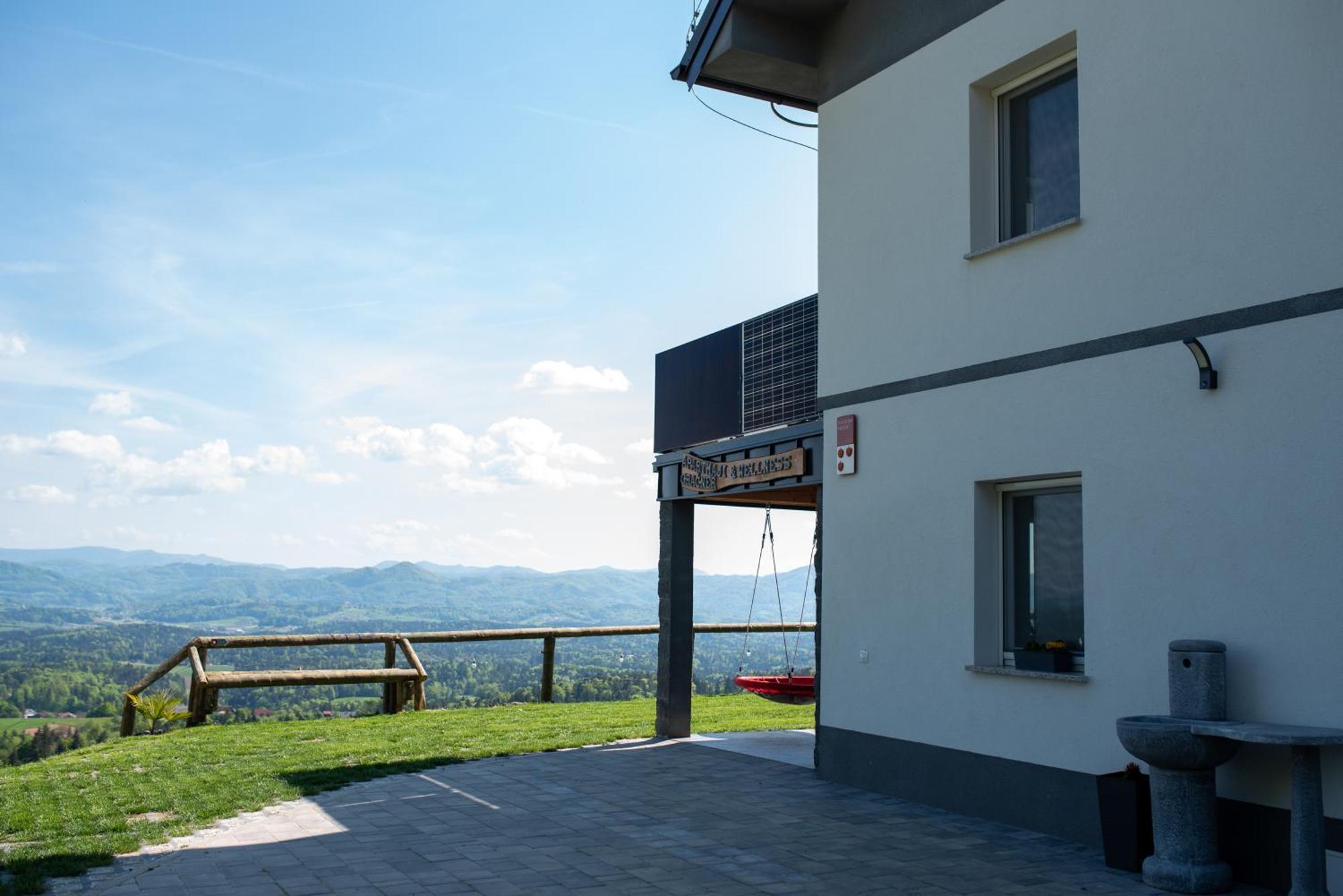 Apartmaji Gracner Dramlje Exterior photo